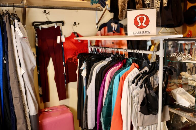 clothing-clothe-11
