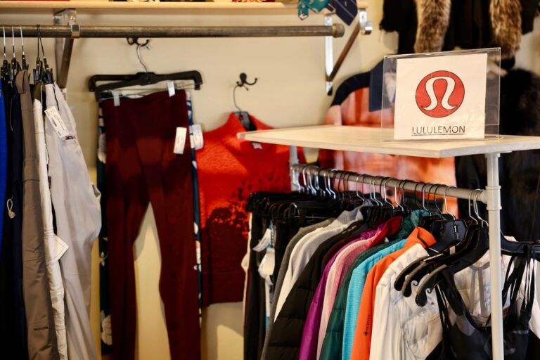 clothing-clothe-3